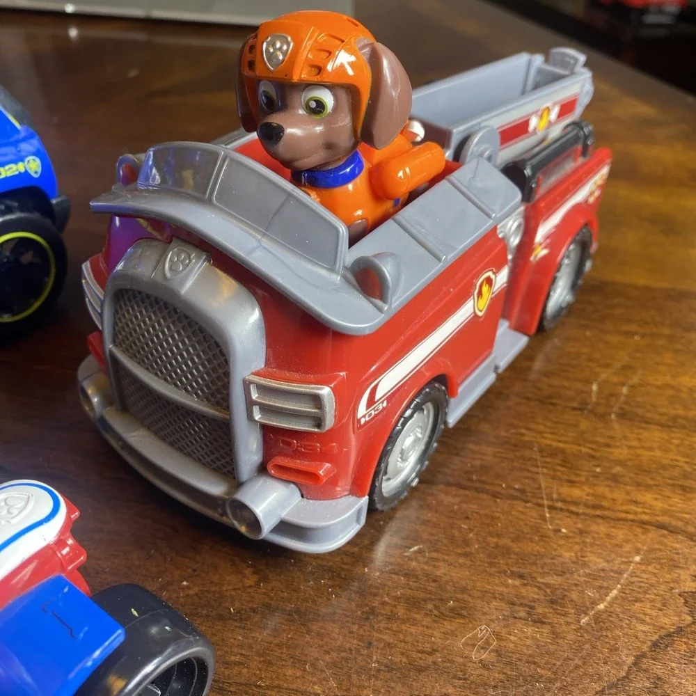 Paw Patrol Marshalls Rescue Set Of 3 With Figures Firetruck Emergency Vehicles